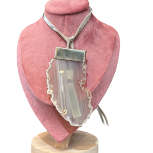 Joyería en piedra natural blanco